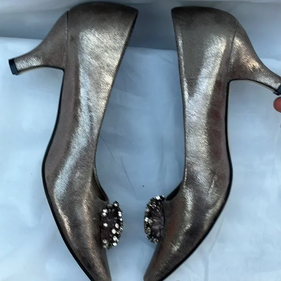 EUC Sz 10M 3” Pierre Dumas pewter heels - Picture 4 of 7